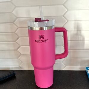 EUC Pink Stanley 40oz